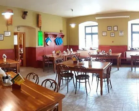 A Restaurace U Hajku אורחן Nové Dvory